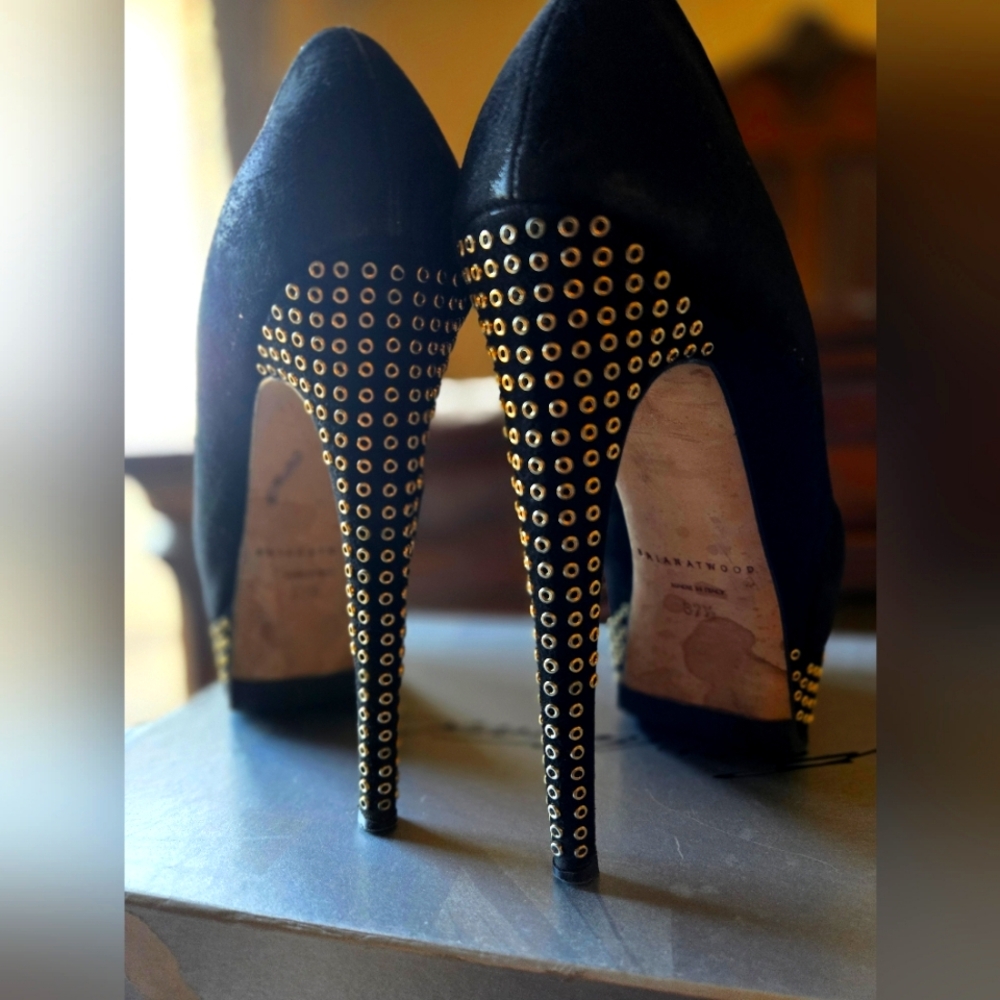 Brian Atwood grommet platform